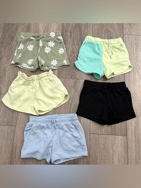 Girl shorts bundle - mix brands